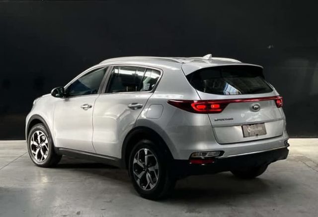 KIA SPORTAGE LX 2.0 MT