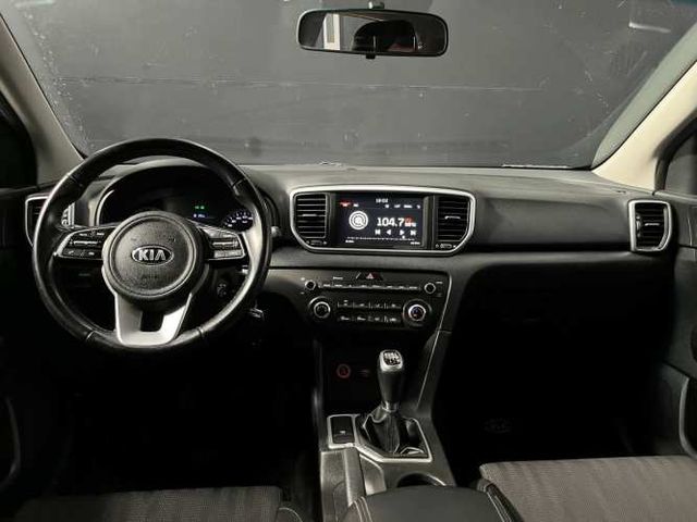 KIA SPORTAGE LX 2.0 MT