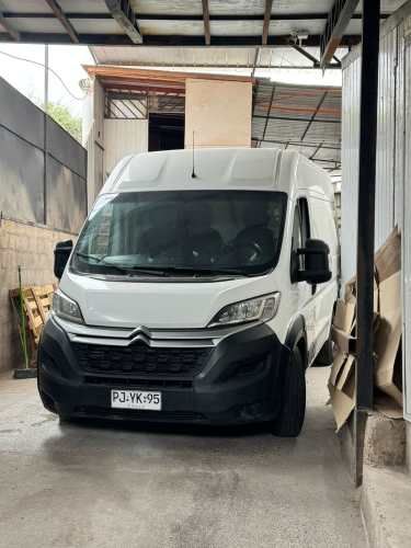 Se vende Furgon de carga