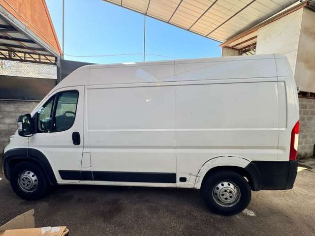 Se vende Furgon de carga