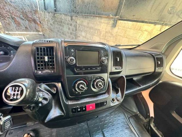 Se vende Furgon de carga