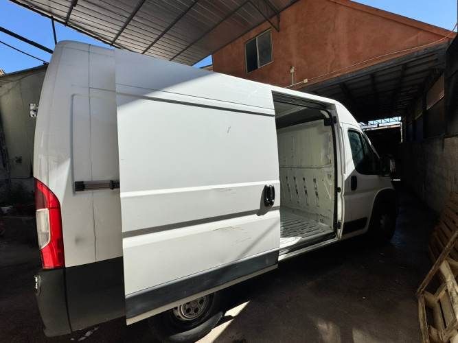 Se vende Furgon de carga