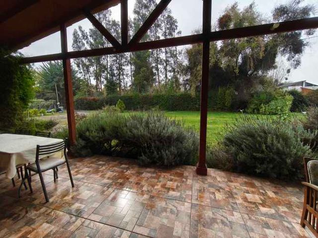 CASA EN PARCELA EN ISLA DE MAIPO