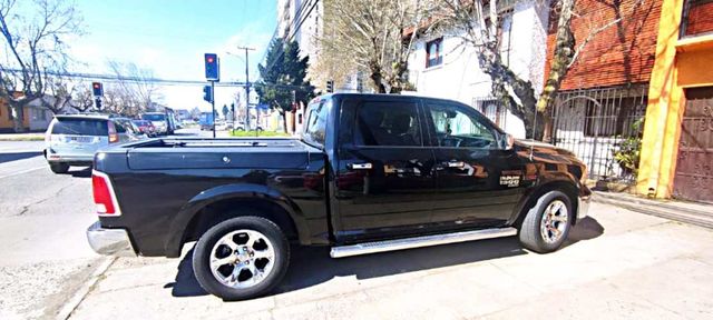 CAMIONETA RAM 1500 LARAMIE 4X4 3.0 AÑO 2020