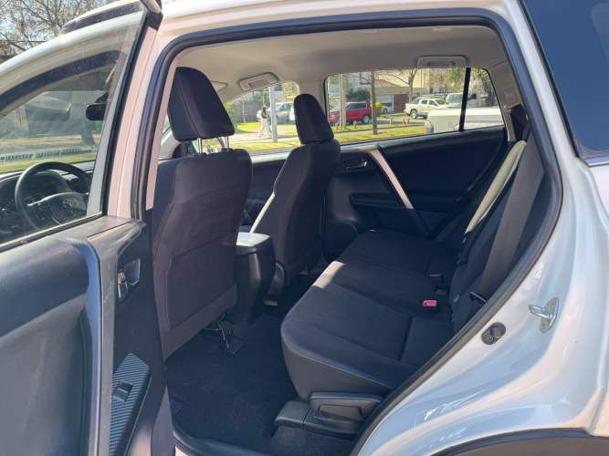 RAV 4 SUPER LUJO 2.5 AUT 2014 FULL CAMARA