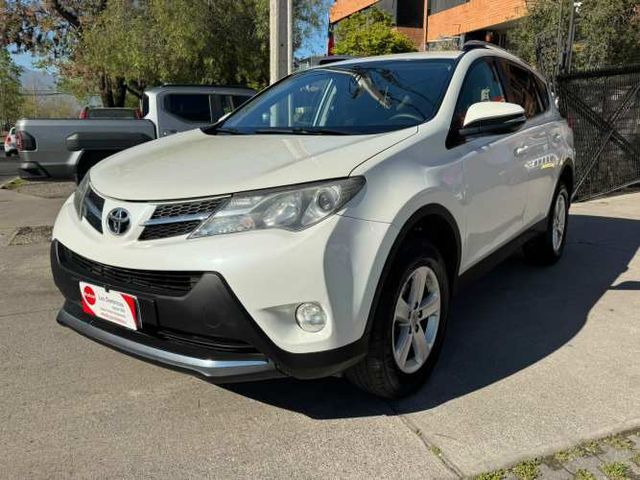 RAV 4 SUPER LUJO 2.5 AUT 2014 FULL CAMARA