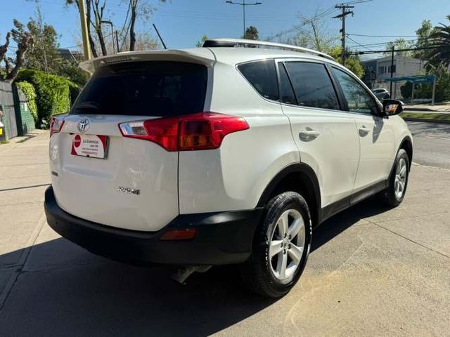 RAV 4 SUPER LUJO 2.5 AUT 2014 FULL CAMARA