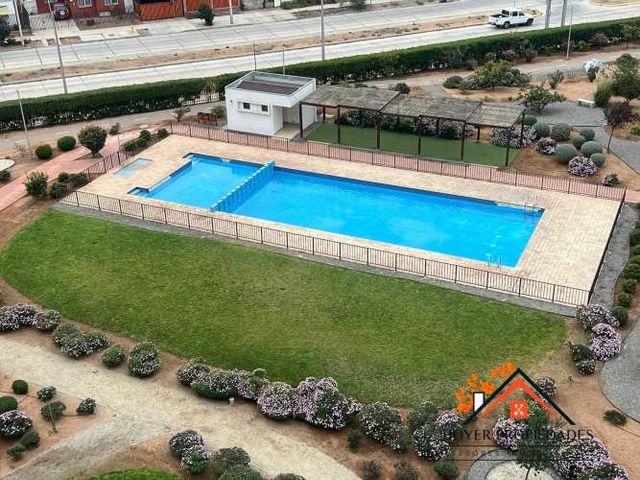 BOYER vende depto semi amoblado  (131950)