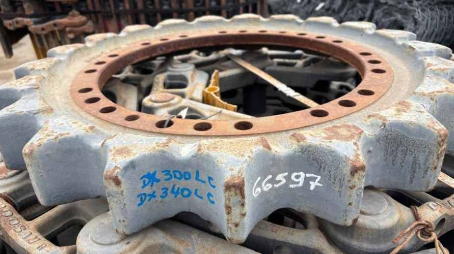 Se venden cadenas y orugas para excavadoras DOOSAN