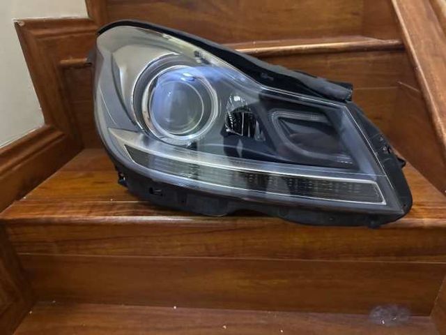 Óptico mercedes c180 c200 c250 c300 nuevo !completo con sus módulos