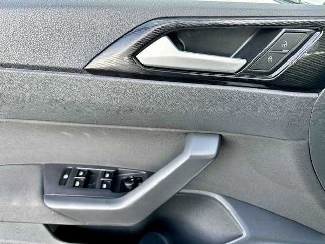 VOLKSWAGEN VIRTUS 2024