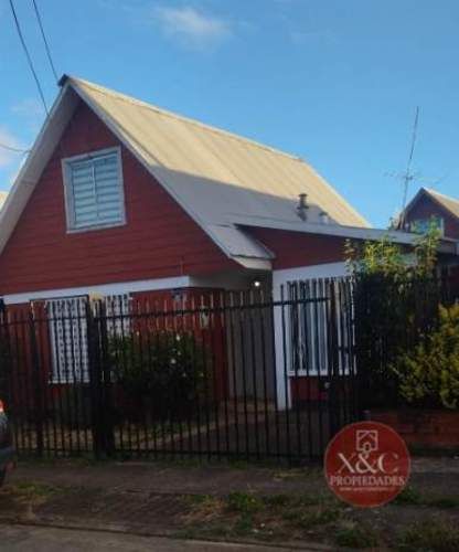 Se Arrienda Acogedora y Amplia Casa 3 D. 1 B.