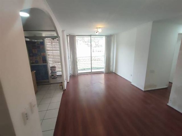 DEPARTAMENTO Av. Carrascal, Quinta Normal / Depto. 3 Dormitorios 1 Baño