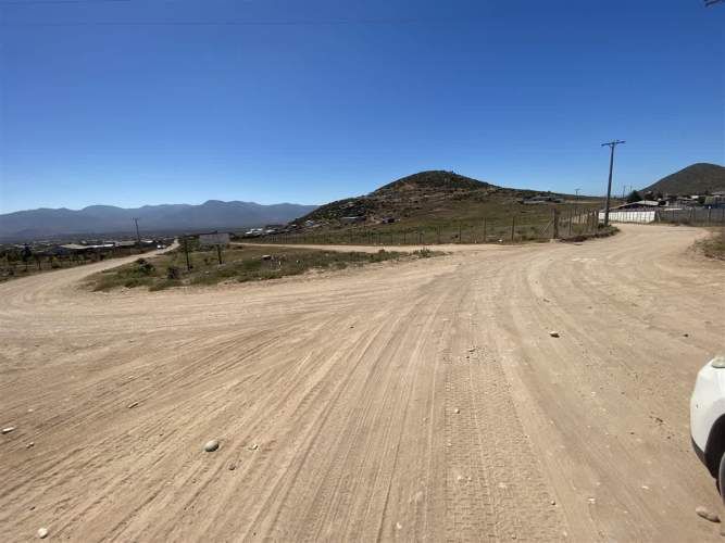 SITIO RUTA 5 // AVENIDA FRANCISCO DE AGUIRRE