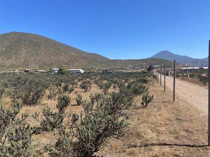 SITIO RUTA 5 // AVENIDA FRANCISCO DE AGUIRRE