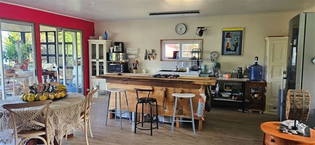 PARCELA Parcela autosustentable de 10.000 m² con dos casas y bosque en camino al Faro Laguna Verde.