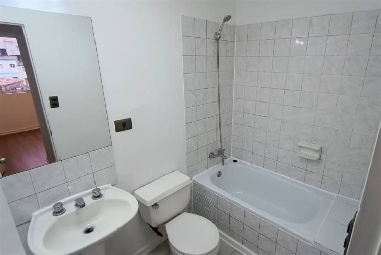 DEPARTAMENTO Entre calle Santo domingo y Santiago Severin