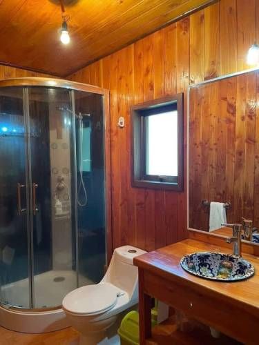 HERMOSA CASA CON VISTA AL LAGO LOS RISCOS