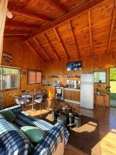 HERMOSA CASA CON VISTA AL LAGO LOS RISCOS