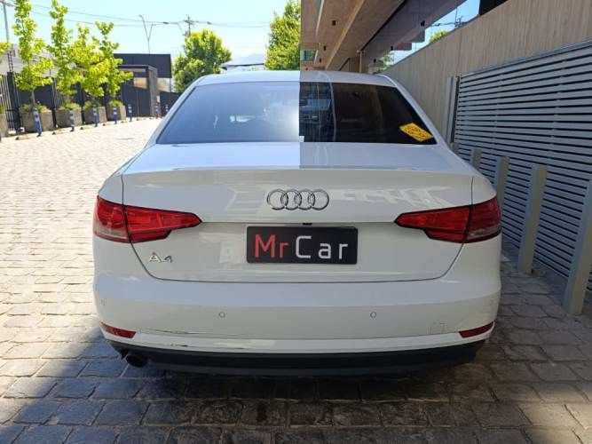 AUDI A4 2018