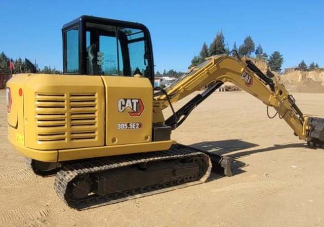 Mini Excavadora Caterpillar 305.5E2 Año 2022 5,5 Ton 1800 Horas