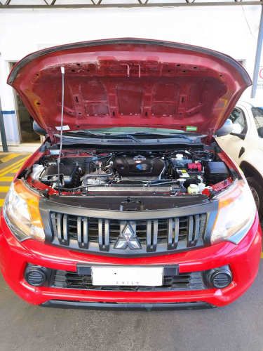 Mitsubishi L200 KATANA D CAB CRM 4X4 2.4 año 2019