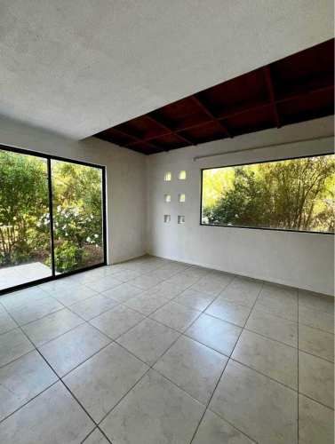 Ideal para Inversión con Excelente Conectivid (132008)