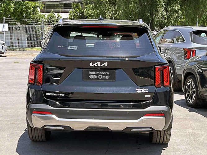 KIA SORENTO 2025