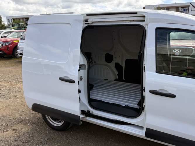 RENAULT EXPRESS 2023