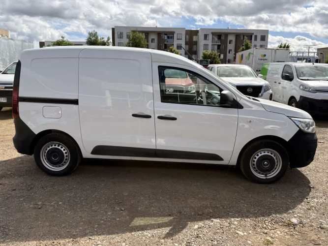 RENAULT EXPRESS 2023