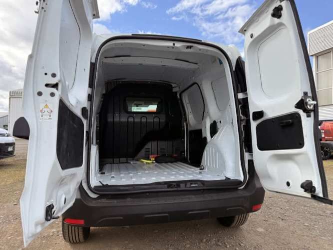 RENAULT EXPRESS 2023