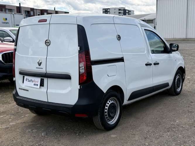 RENAULT EXPRESS 2023