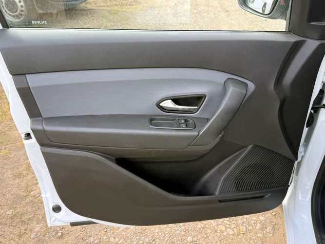 RENAULT EXPRESS 2023