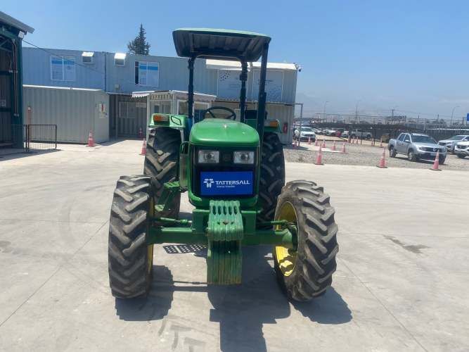 TRACTOR Marca JOHN DEERE Modelo 5075E Año 2020