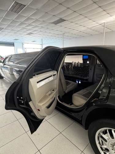 Limusina Chrysler 300 C 3.5 XTC AUT 2009