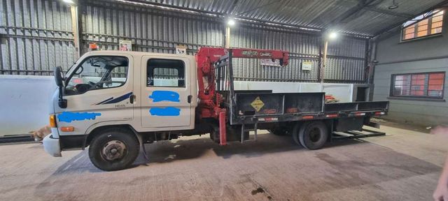 vendo camion hyundai hd 65 2008