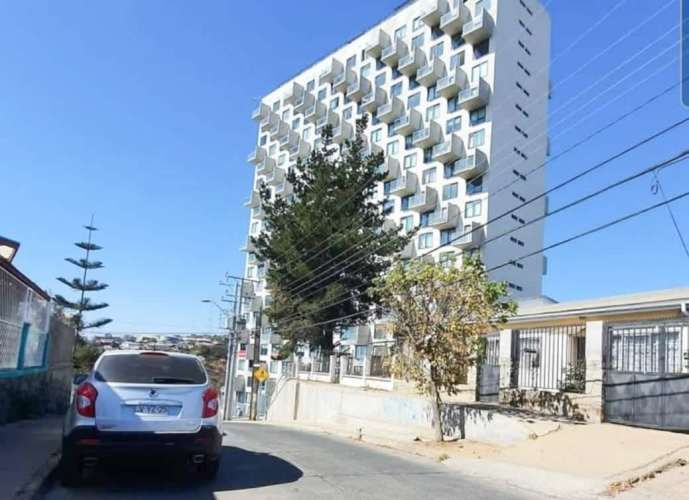 en venta 1d1b+enorme bodega sin comision Valparais