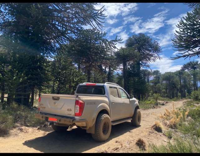 Nissan Np300 LE AUT 2019