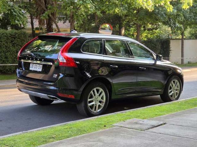 VOLVO XC60 LIMITED D5 AWD 2017 DIESEL