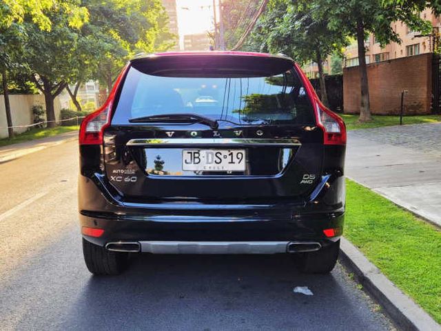 VOLVO XC60 LIMITED D5 AWD 2017 DIESEL