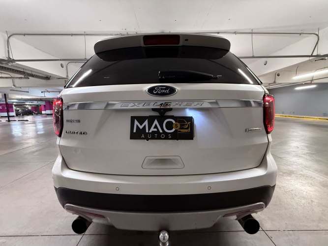 Ford Explorer 2.3 Limited Ecoboost Auto 4WD PRENDA