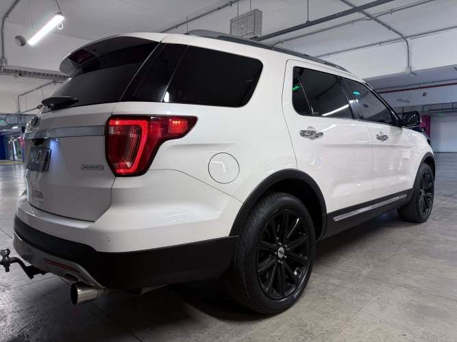 Ford Explorer 2.3 Limited Ecoboost Auto 4WD PRENDA