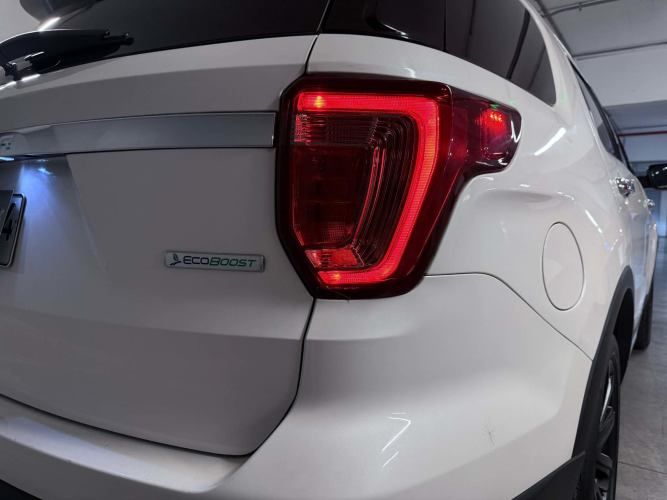 Ford Explorer 2.3 Limited Ecoboost Auto 4WD PRENDA