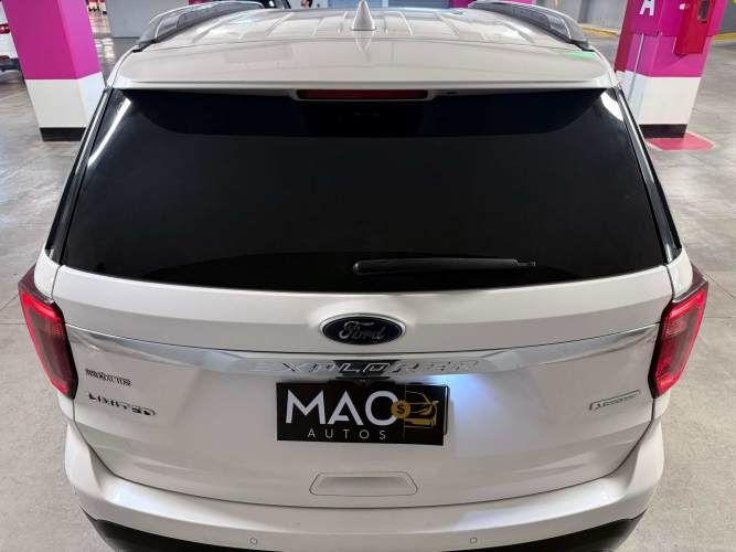 Ford Explorer 2.3 Limited Ecoboost Auto 4WD PRENDA