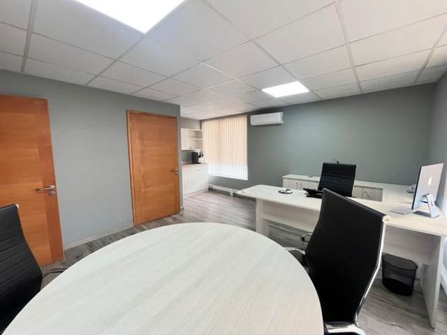 OFICINA 1 norte 801 of piso 12