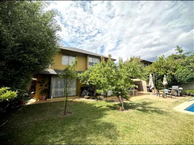 CASA Casagrande / Acueducto