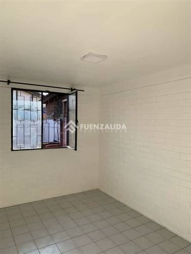 CASA Exequiel Fernandez / Monseñor Carlos Casanueva