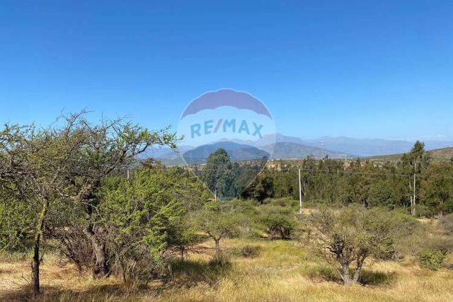 Parcela en valle nativo con acceso náutico