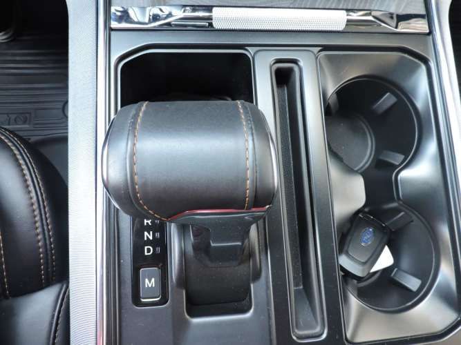 FORD F-150 PLATINUM 4X4 3.5 2024