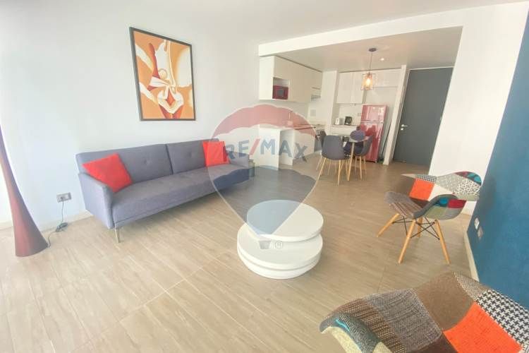 Departamento amoblado en exclusivo edificio